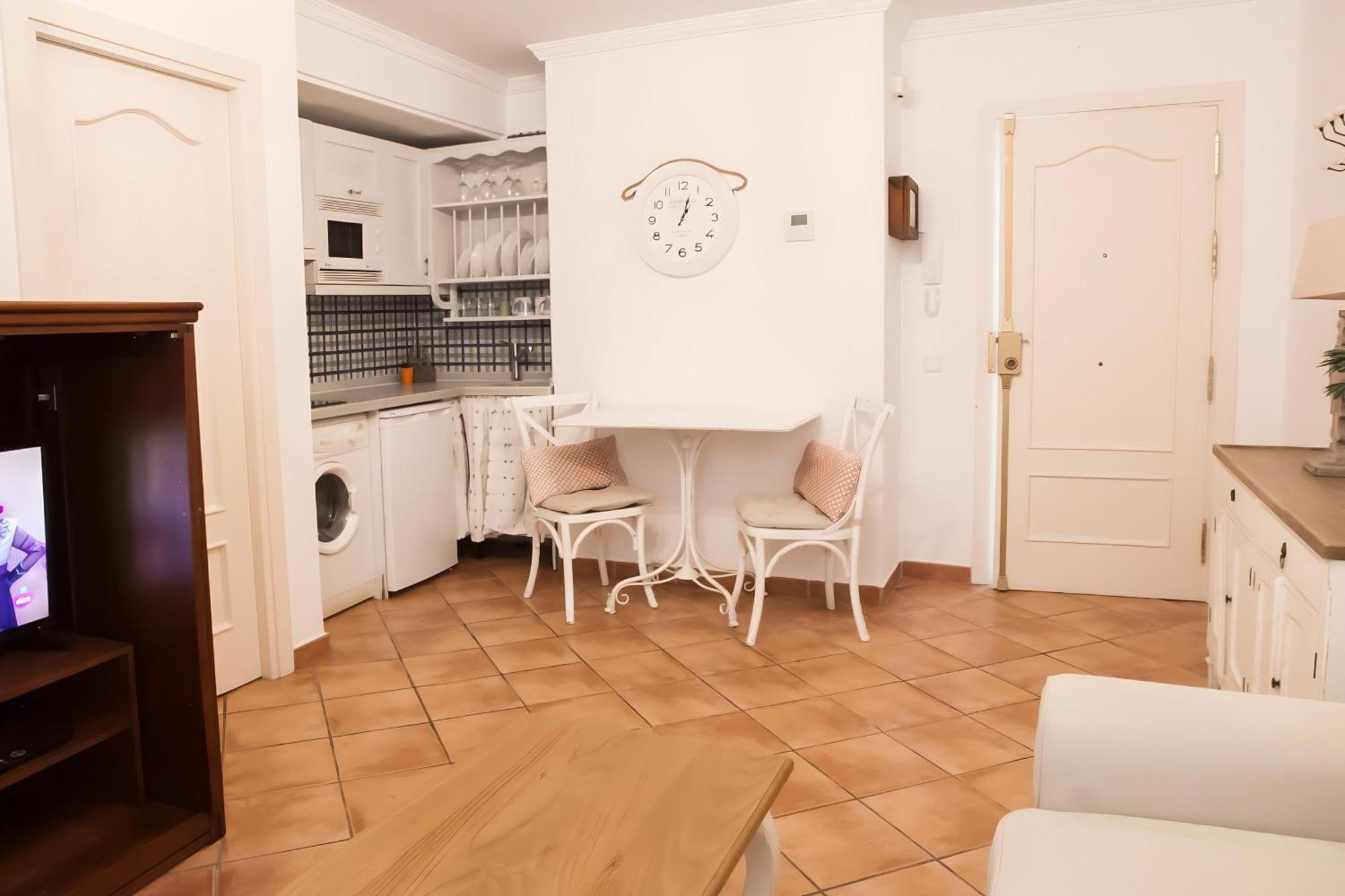 Romantico, Tranquilo, Centrico Apartment