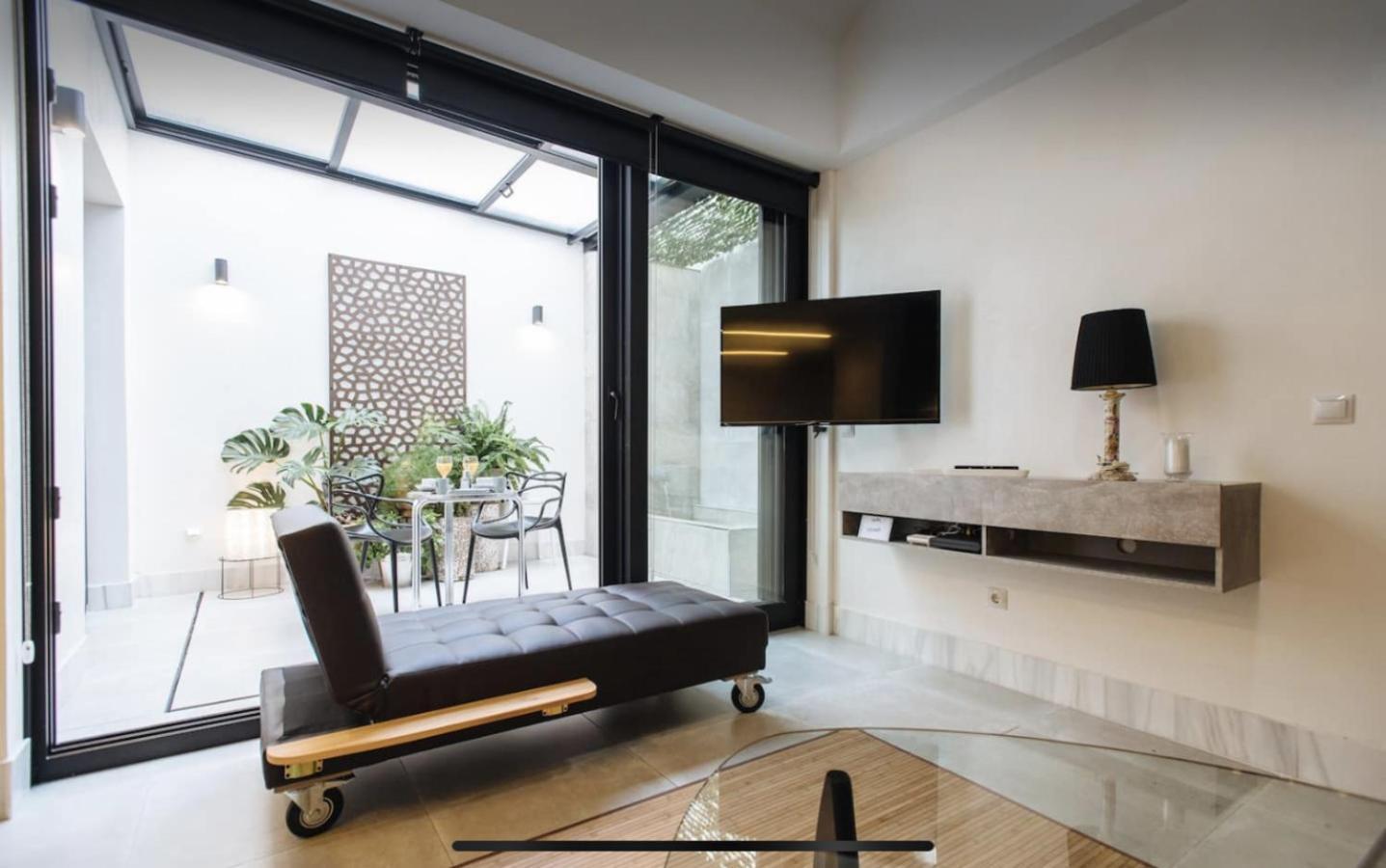 Lujoso Loft Con Piscina&espacio Office Apartamento Sevilla