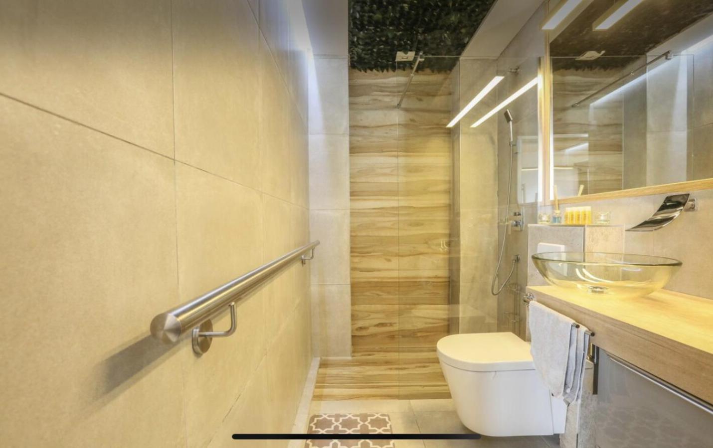 Lujoso Loft Con Piscina&espacio Office Apartamento *