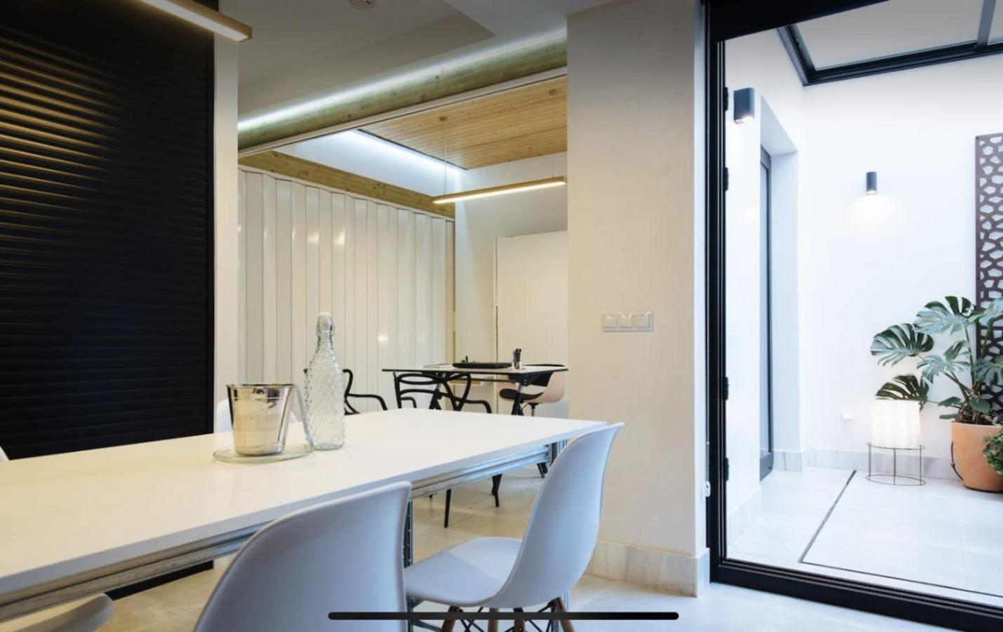 Lujoso Loft Con Piscina&espacio Office Sevilla