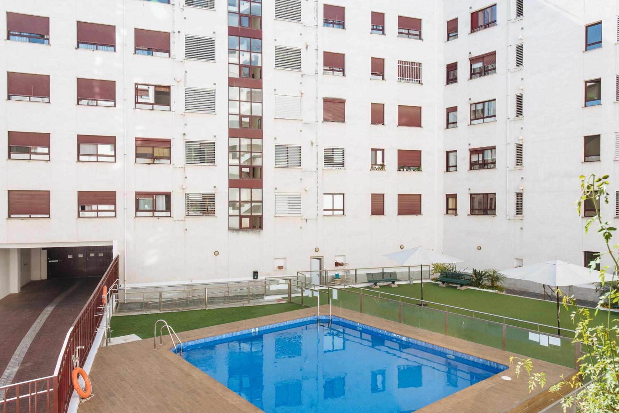 San Bernardo Free Parking Apartment