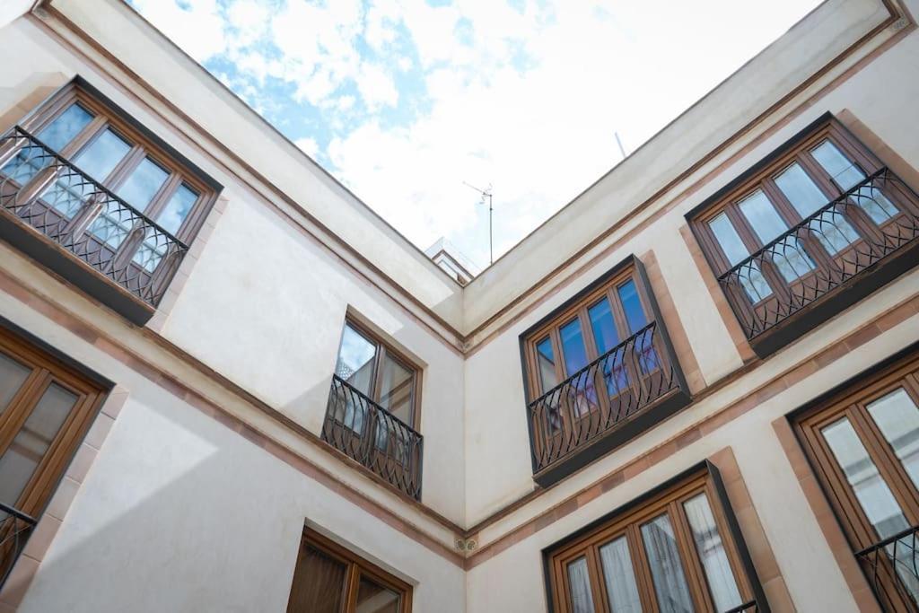 Nuevo Junto A La Catedral De Apartment