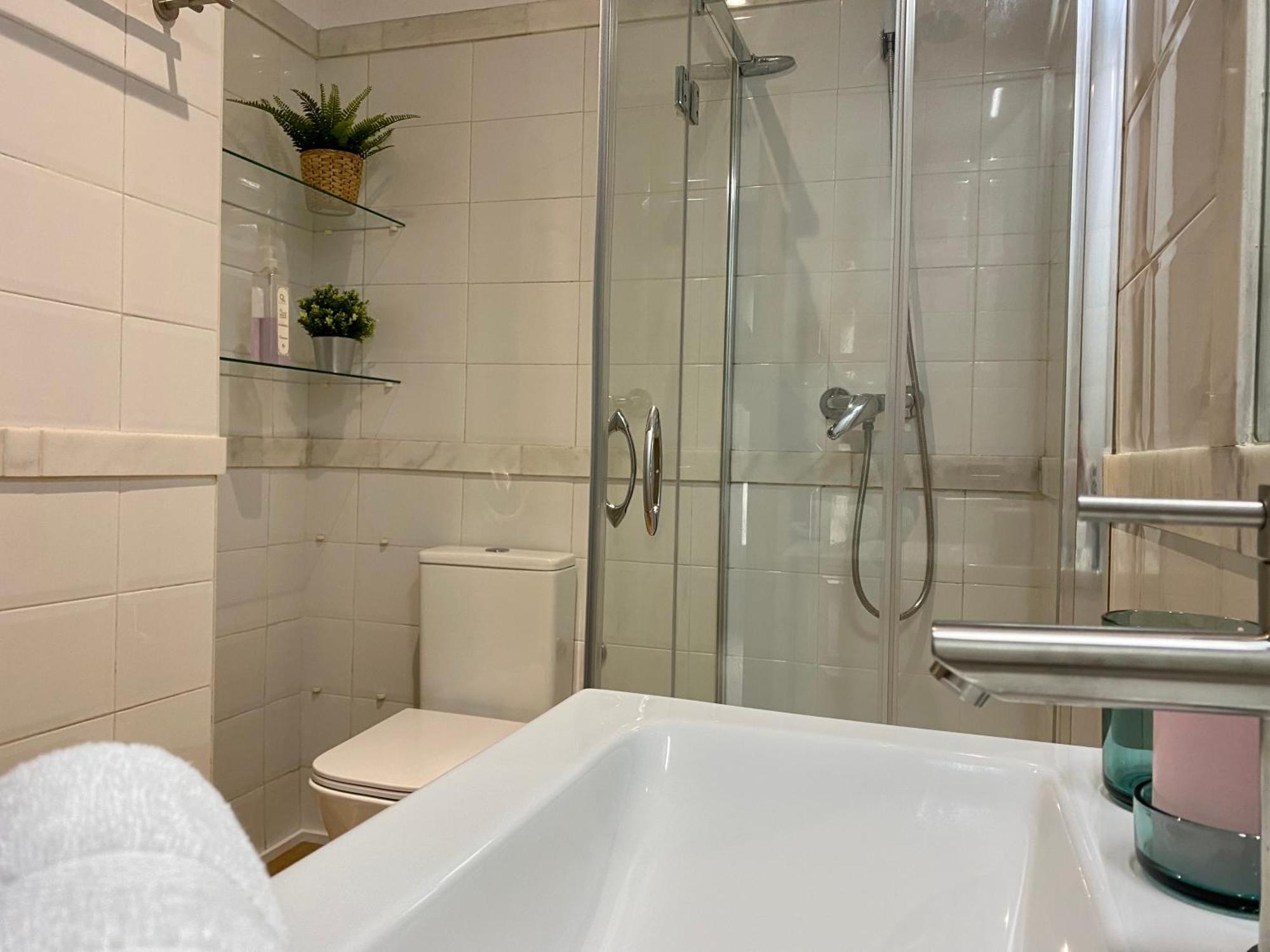 Moderno Estudio Junto Al Rio Apartment Seville