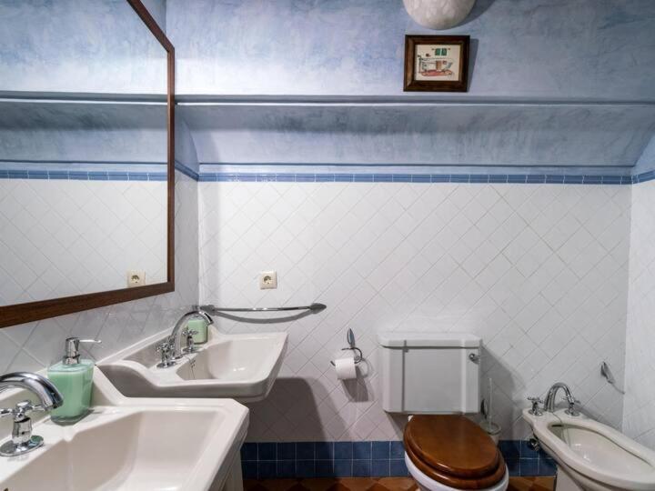 Historic House In The Center Holiday home Seville