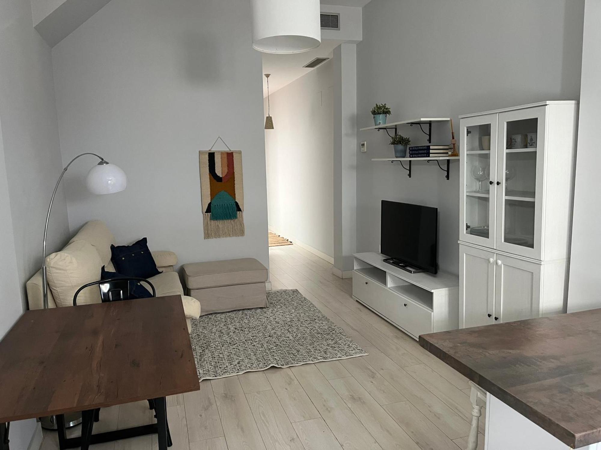 Traditional House In Triana *