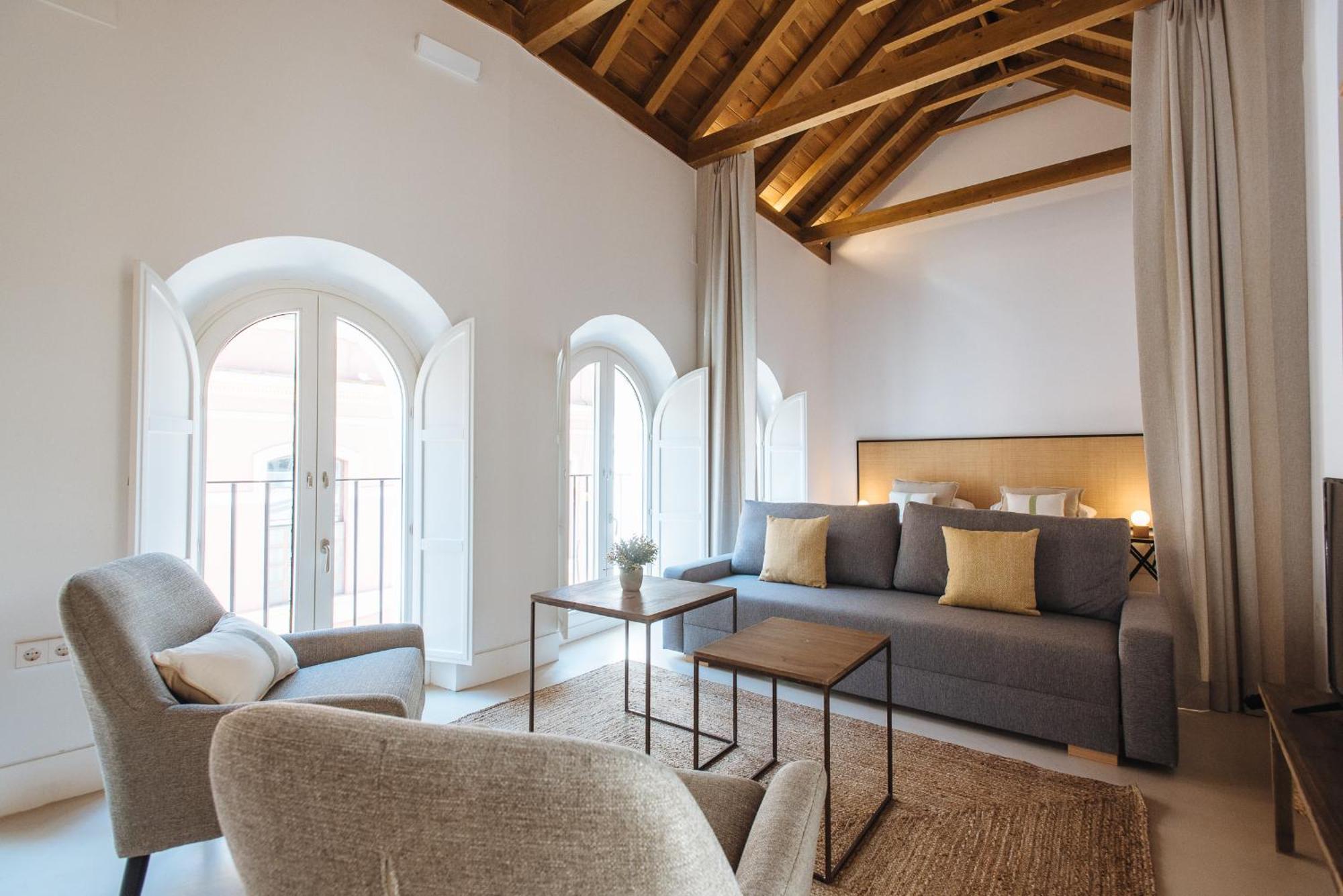 Eva Recommends Castellar Pool & Terrace Apartment Seville