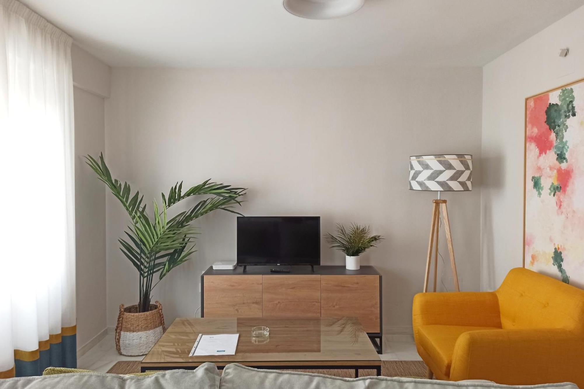 Apartment Yellow Sun Seville