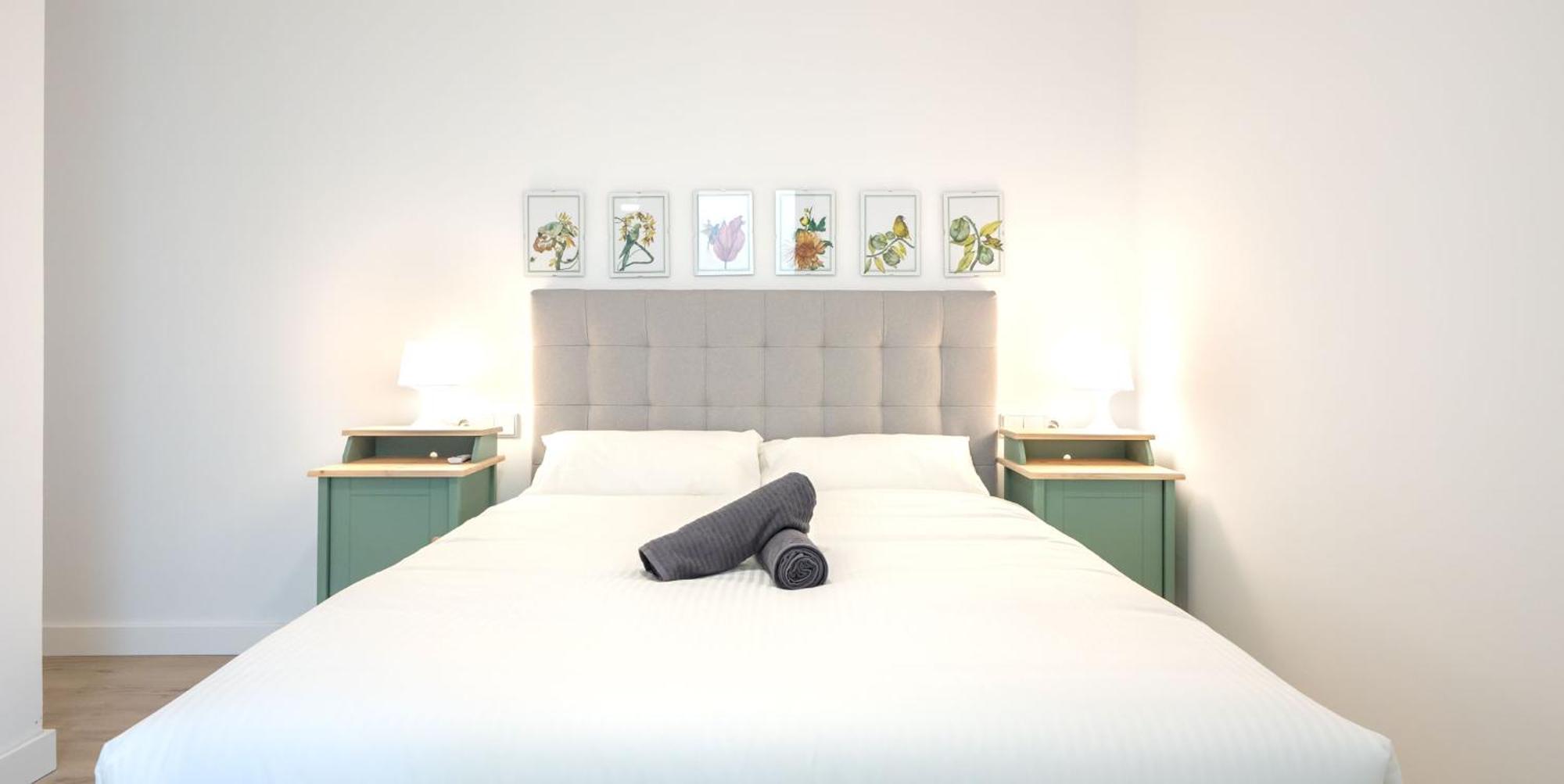 Charming 2 Bedroom Apartment By Torre Del Oro By Ocityzen Apartment