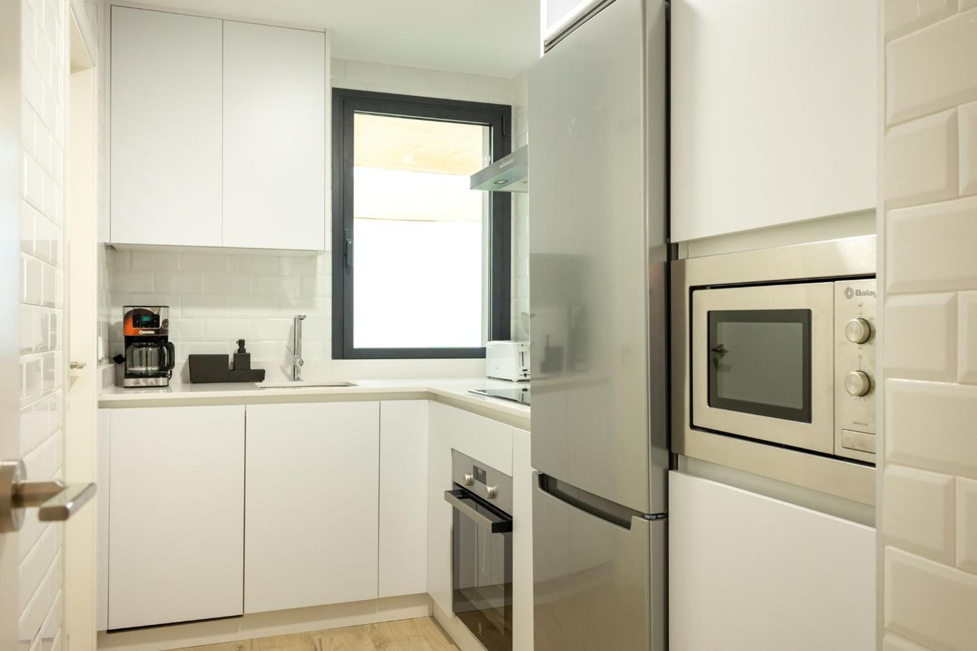 Charming 2 Bedroom Apartment By Torre Del Oro By Ocityzen * Seville