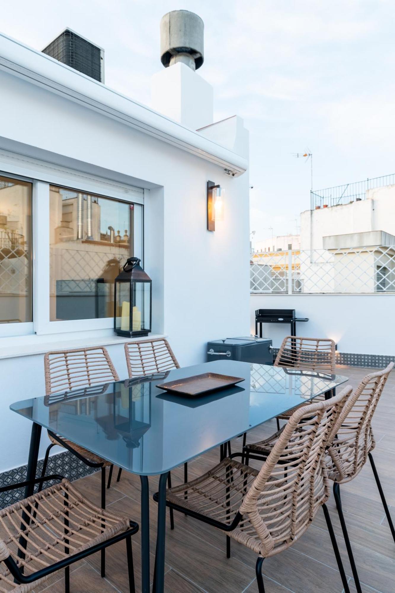 Duplex De Lujo Junto A La Catedral Terraza Privada Con Vistas A La Giralda Apartamento *