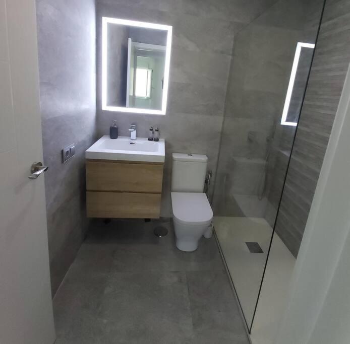 Apartamento Luminoso En El Centro, Con Mucho Arte Sevilla
