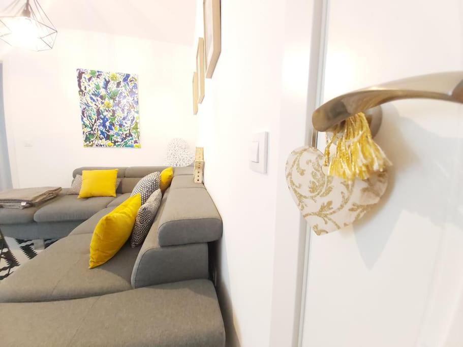 Luminoso En El Centro, Con Mucho Arte Apartamento *