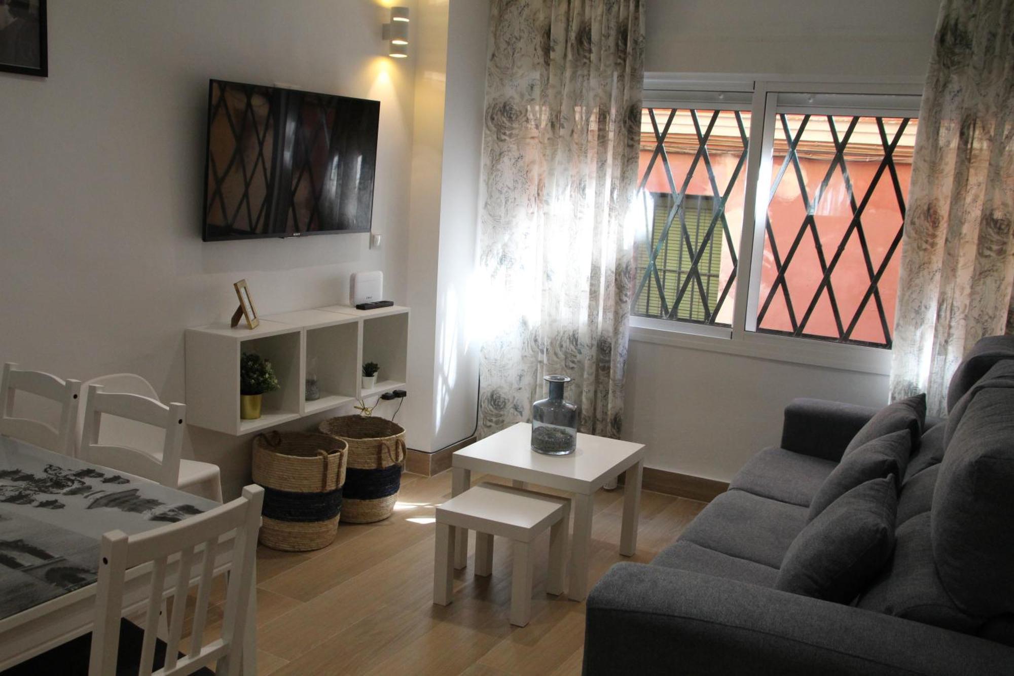 Luisahouse, En El Corazon De Y Triana
