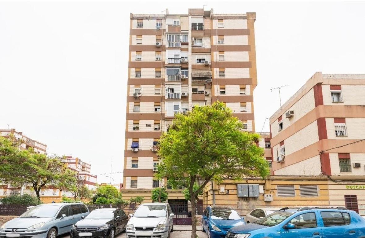 Privadas Con Cama Doble En Sevilla