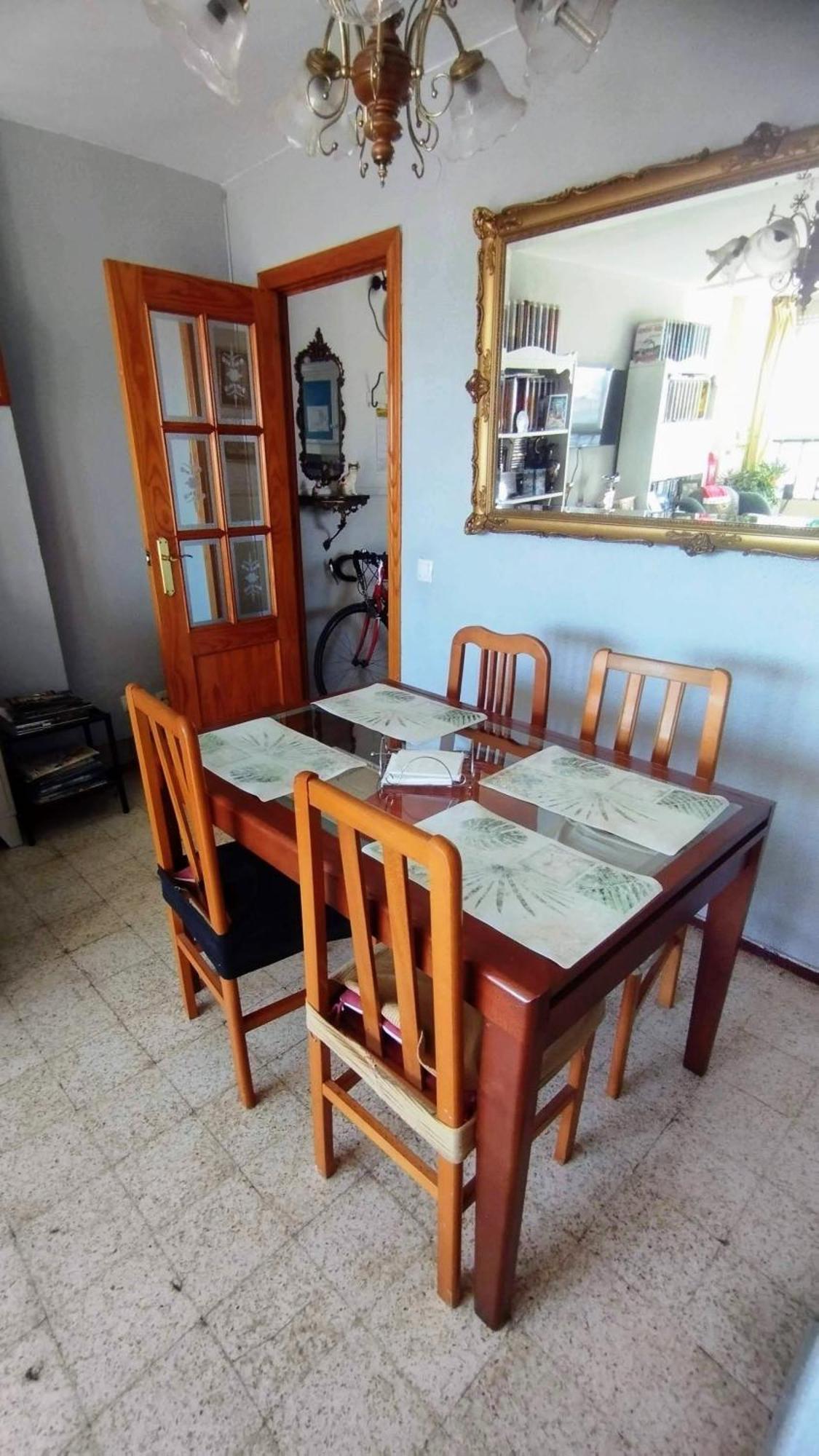 Privadas Con Cama Doble En Habitación en casa particular *
