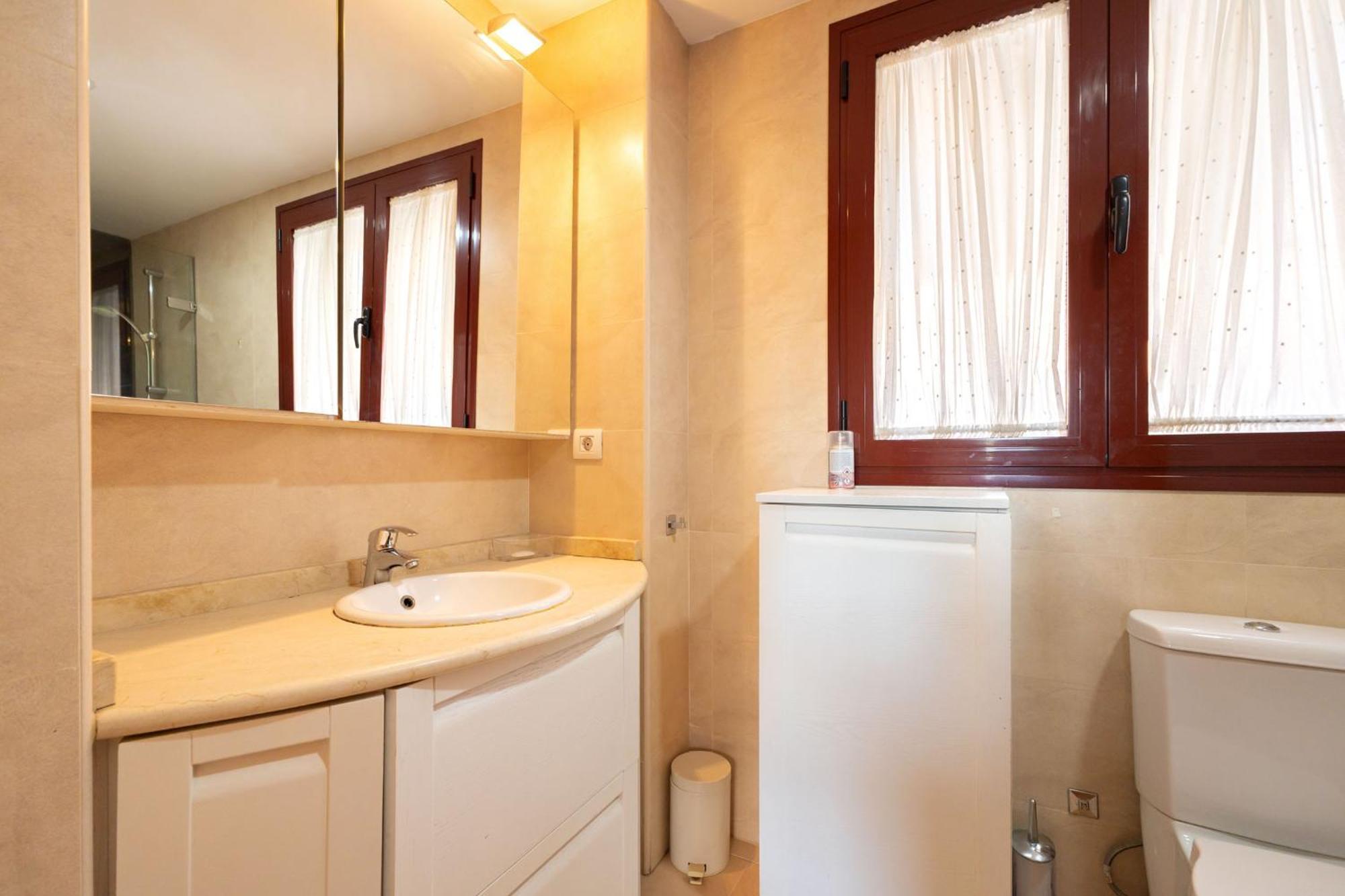 Apartamento Con Piscina - La Palmera Apartment
