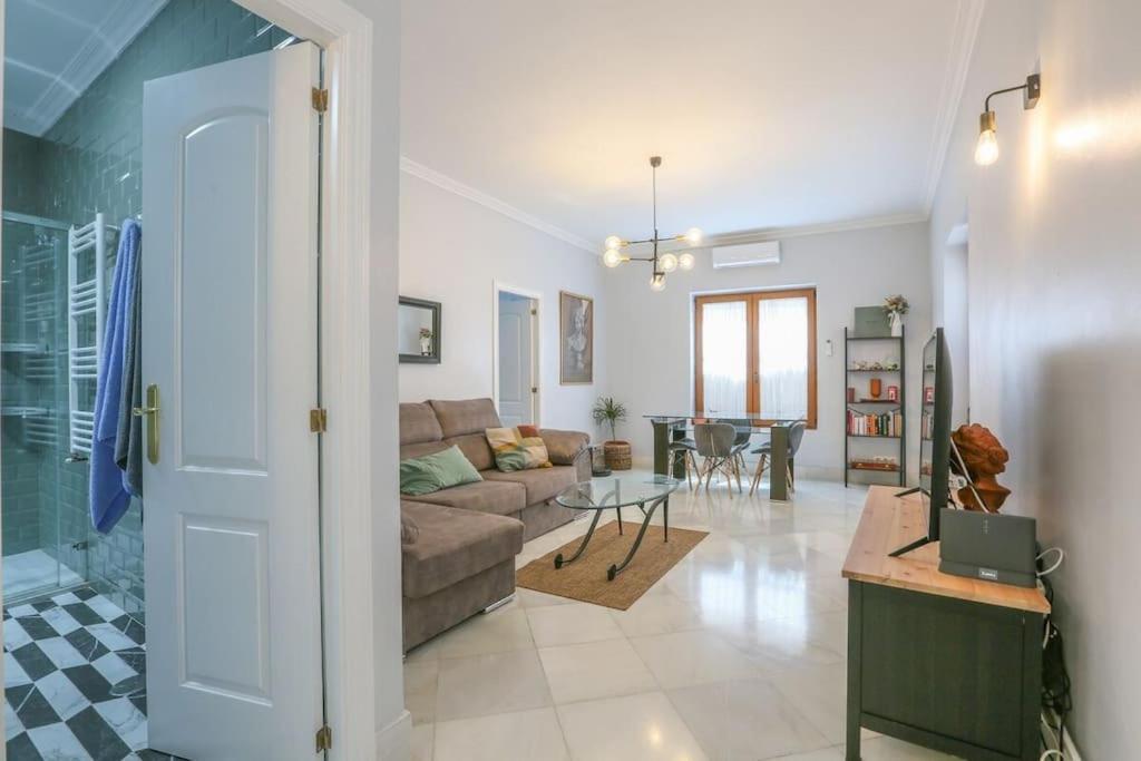 Apartment Riverwalk - Puente Triana Seville