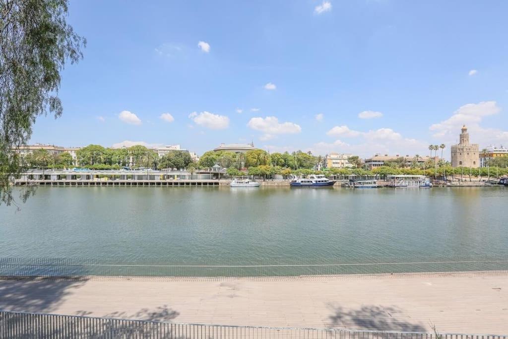 Riverwalk - Puente Triana Seville