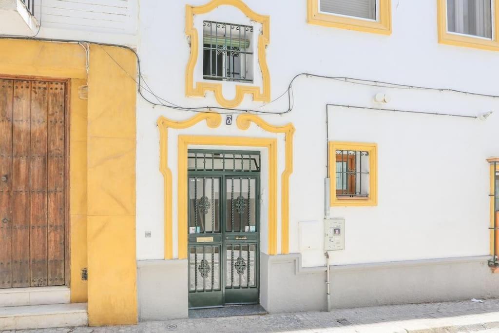 Riverwalk - Puente Triana Apartment