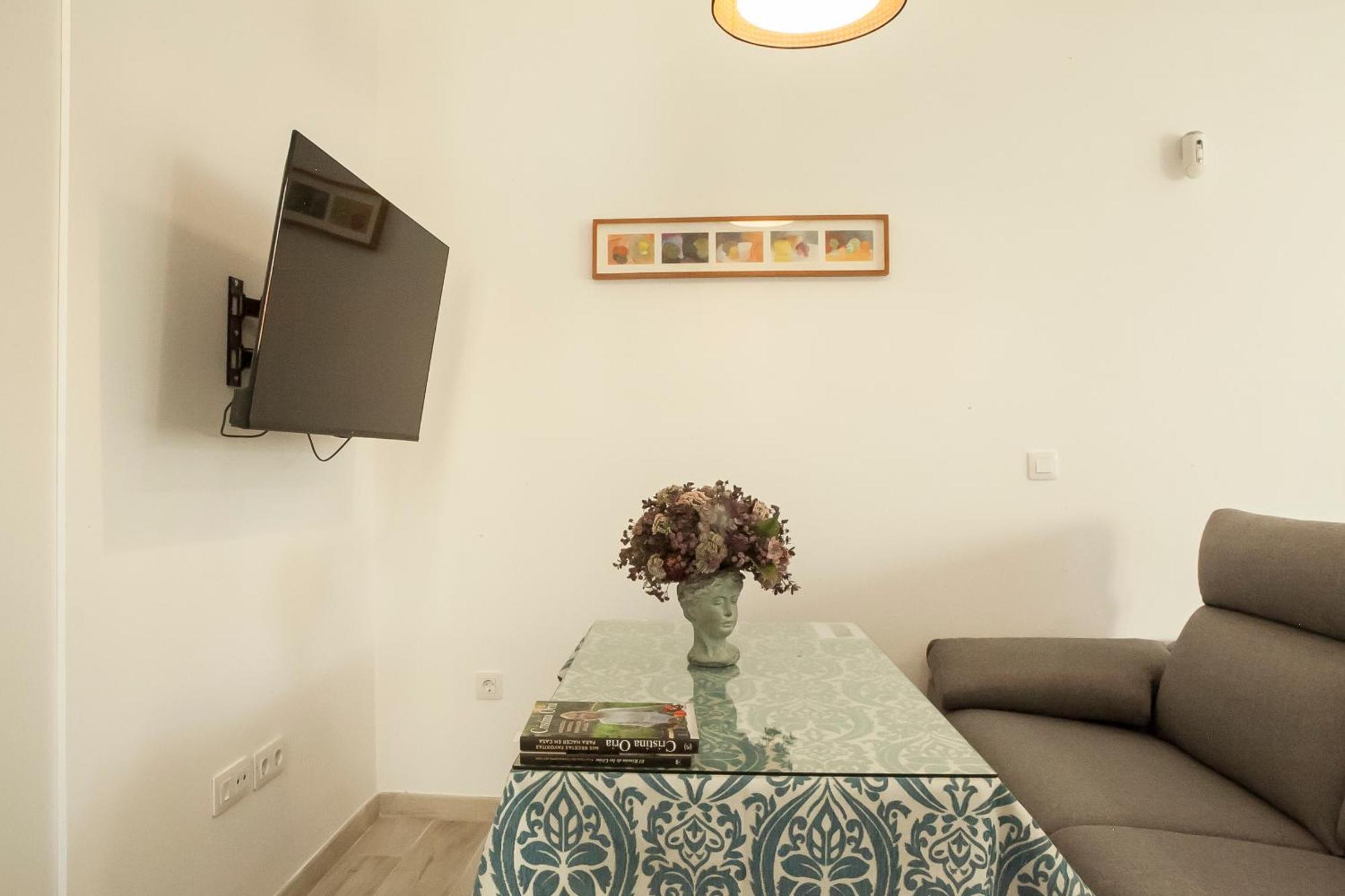 Rg Hospital Valme Apartment