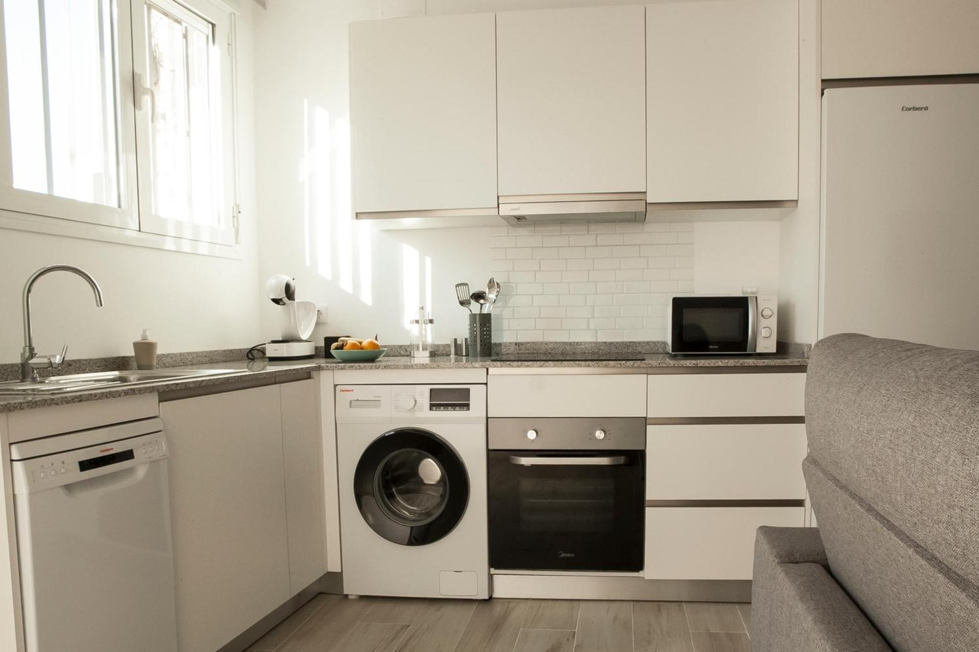 Rg Hospital Valme Apartment *
