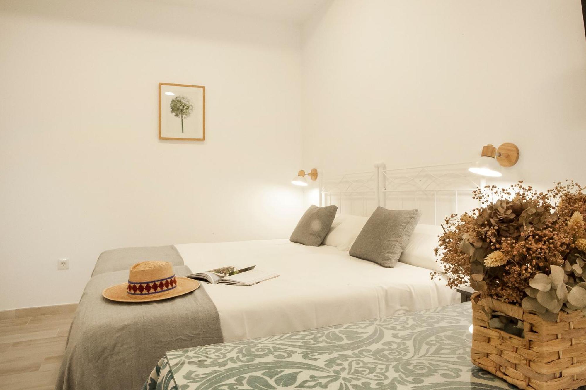 Rg Hospital Valme Apartment *