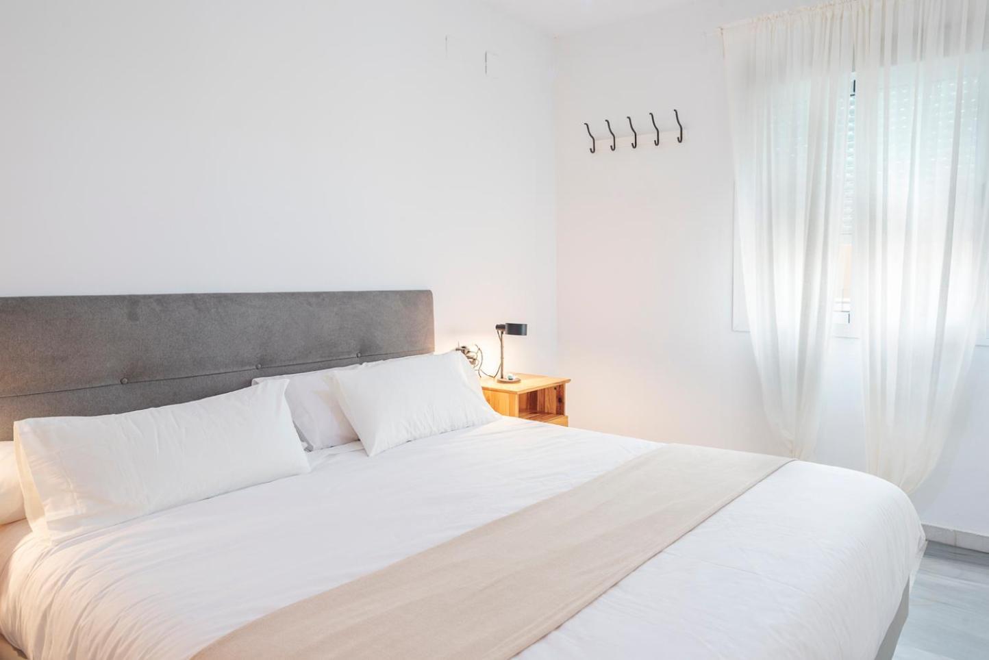 Flipanddo Triana Apartment