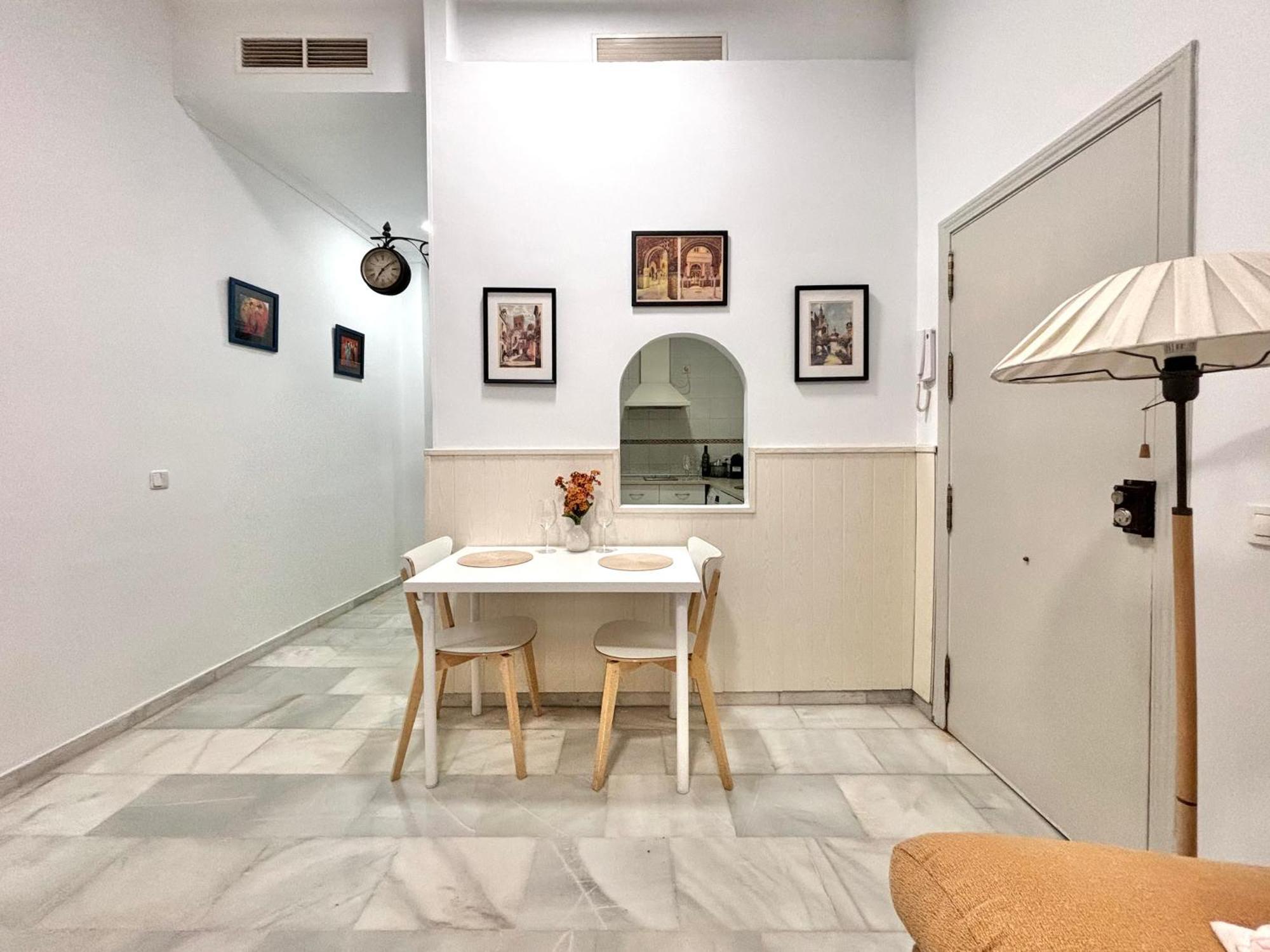 Apartamento El Reloj Del Viajero 2