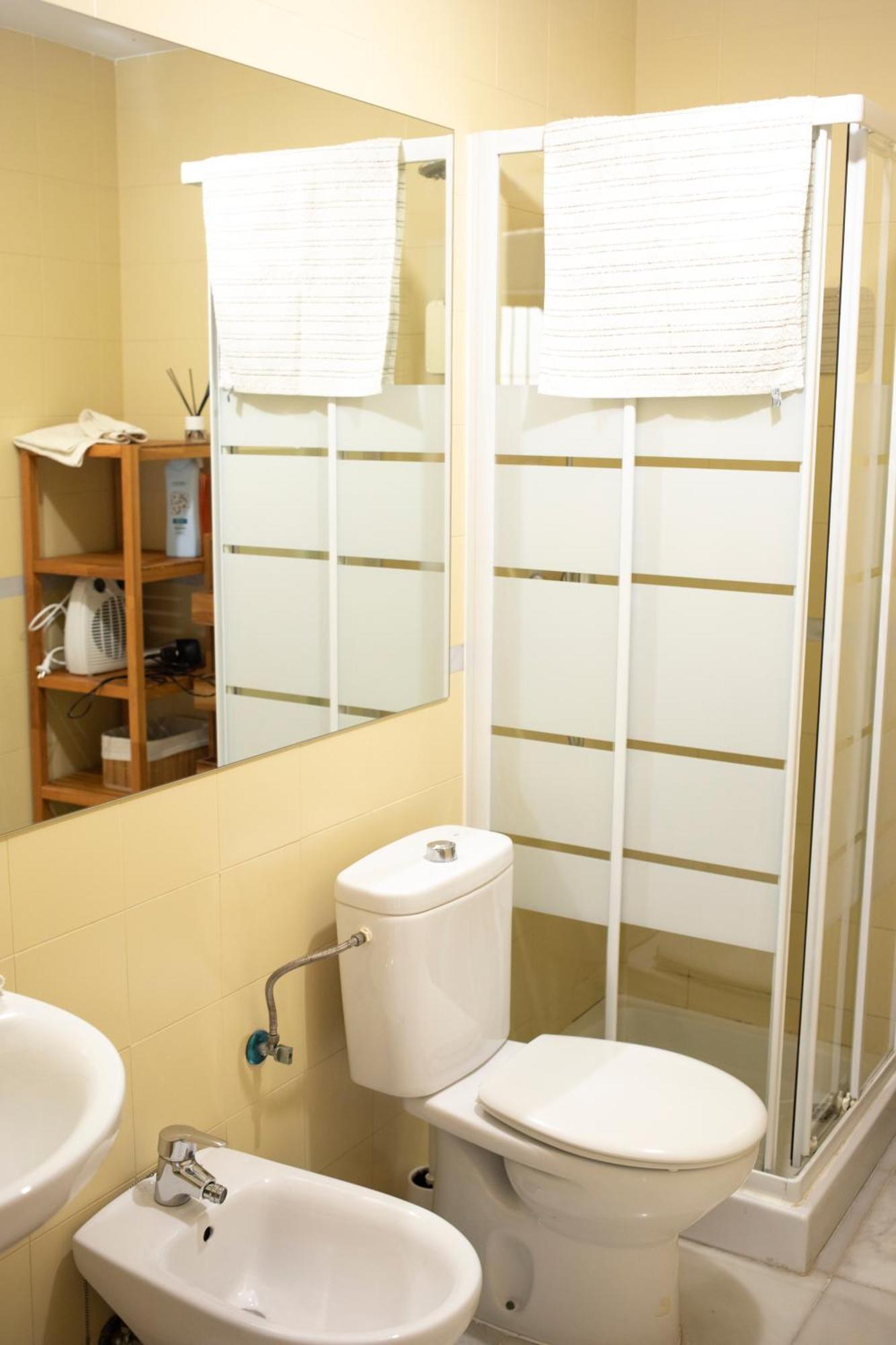 Atico Con Balcon En Pleno Centro Apartment Seville