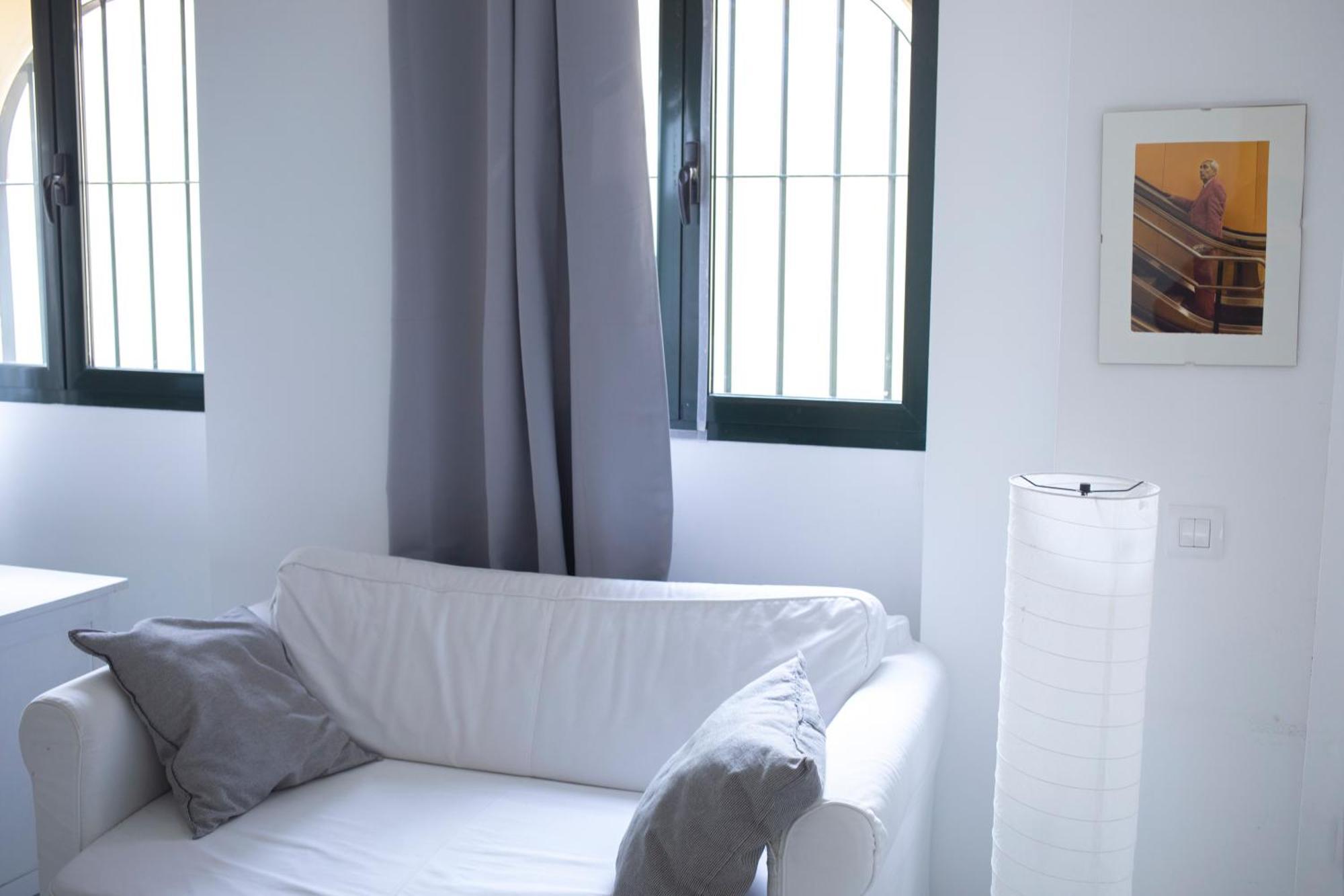 Apartment Atico Con Balcon En Pleno Centro Seville