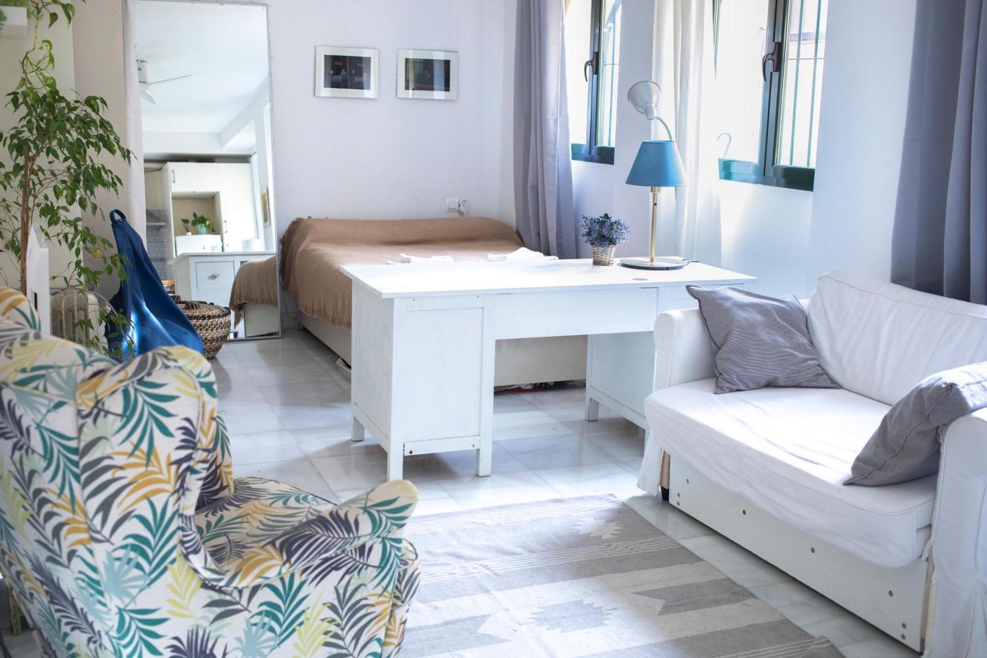 Atico Con Balcon En Pleno Centro Apartment Seville