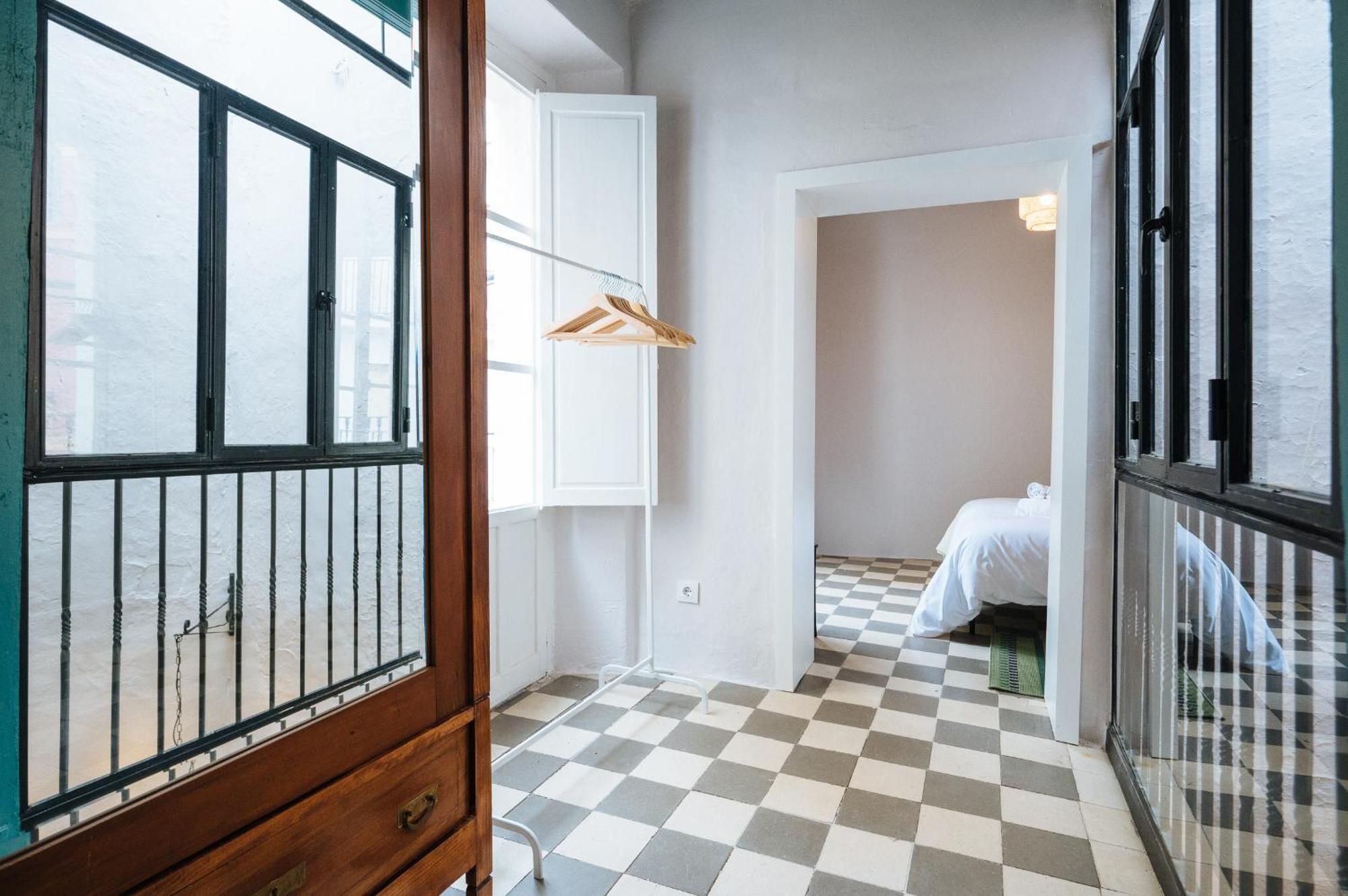 Independent Beautiful House Center With Private Parking Holiday home Seville