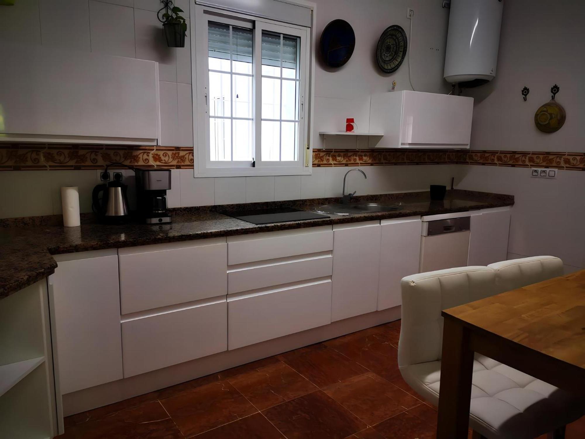 Con Jardin, Piscina Privada Y Parking Seville