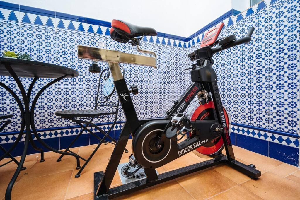 The Secret To A Great In * 1' Giralda Apartment