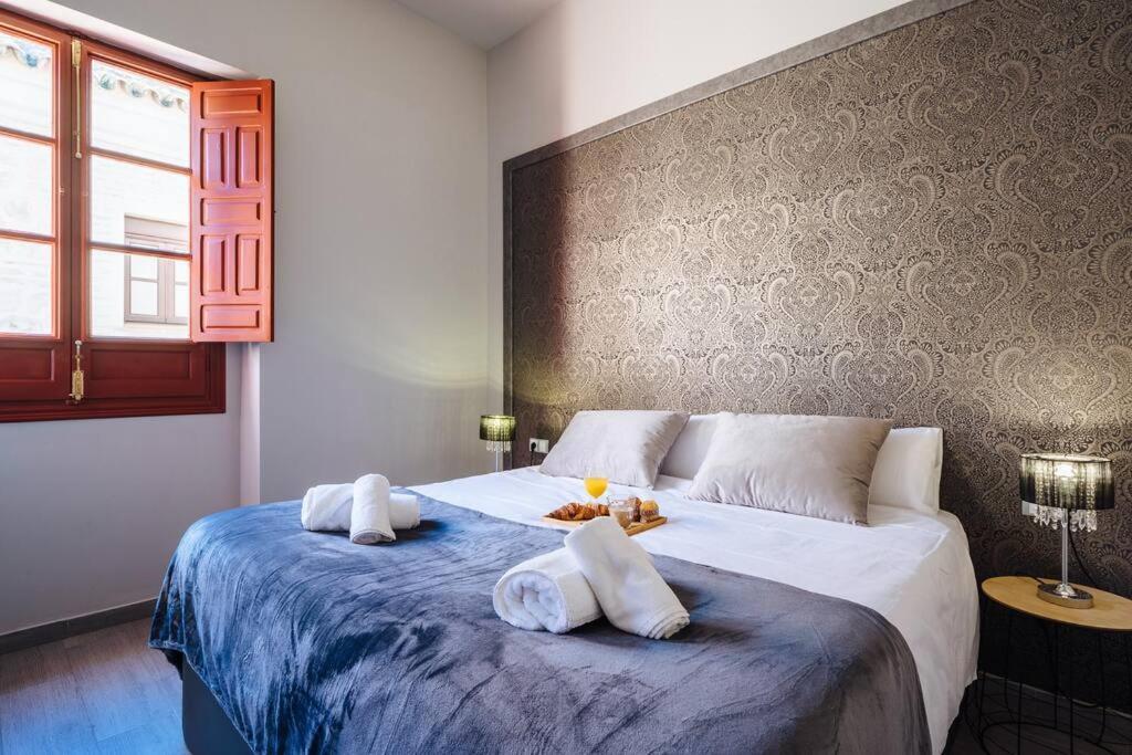 Apartment The Secret To A Great In * 1' Giralda Seville