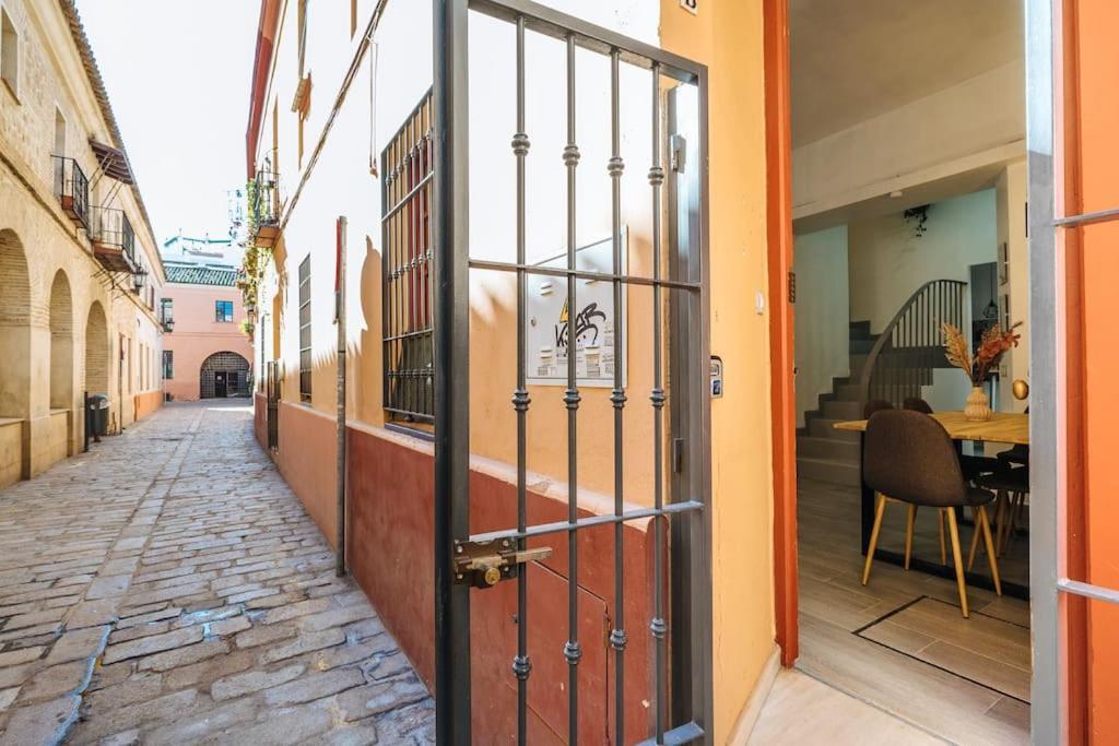 The Secret To A Great In * 1' Giralda Seville