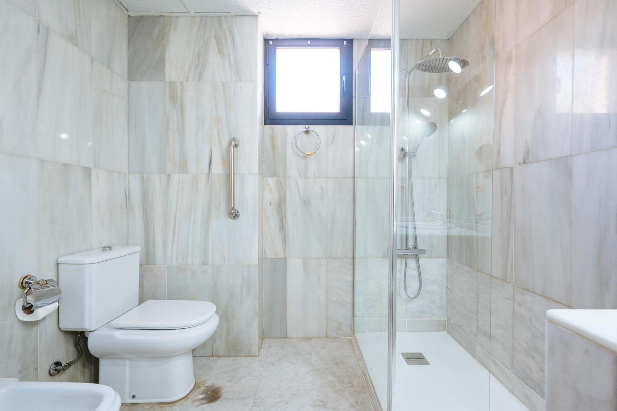 Apartamento Acogedor Piso Con Parking Santa Justa *