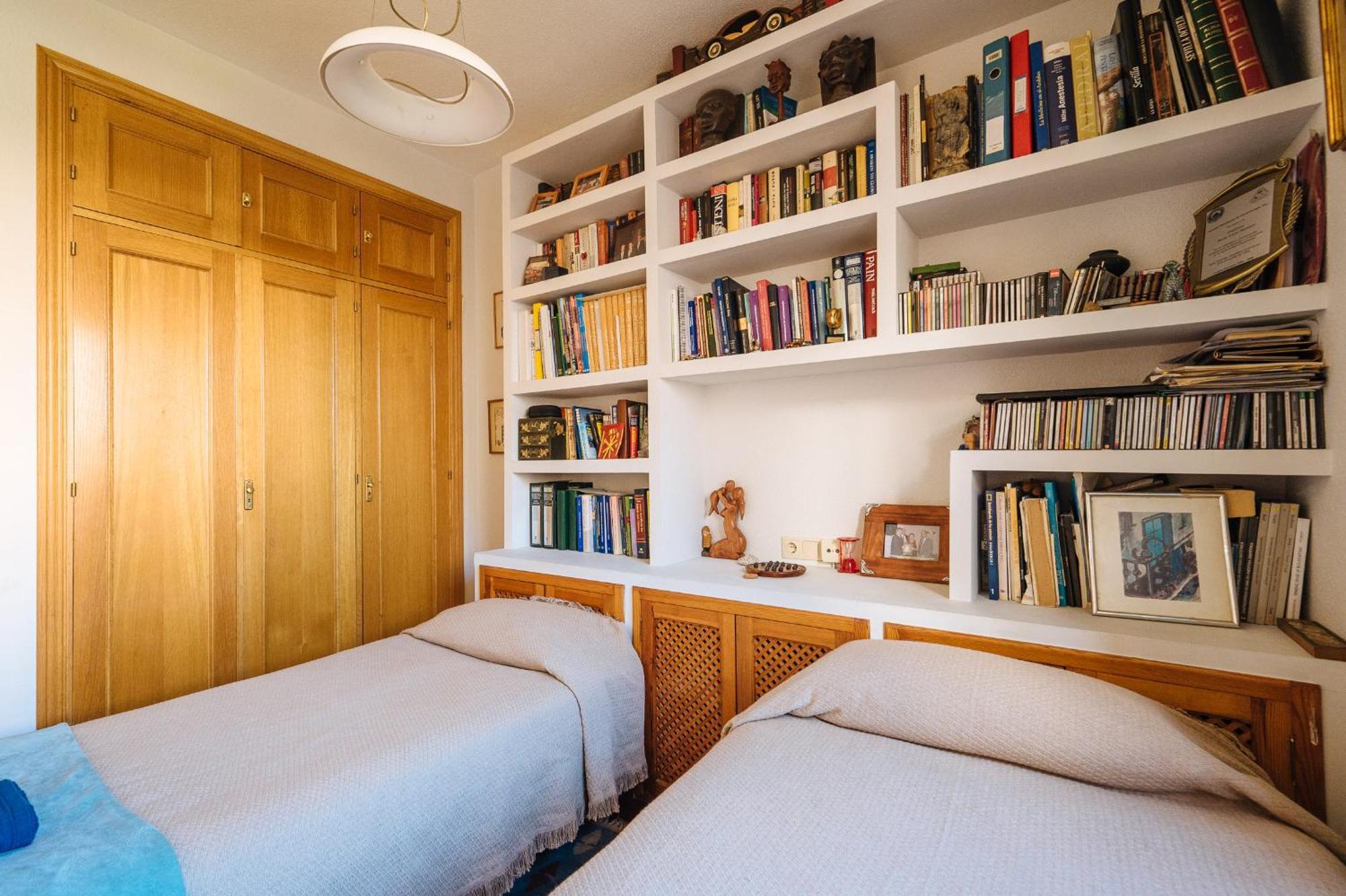 Acogedor Piso Con Parking Santa Justa * Sevilla