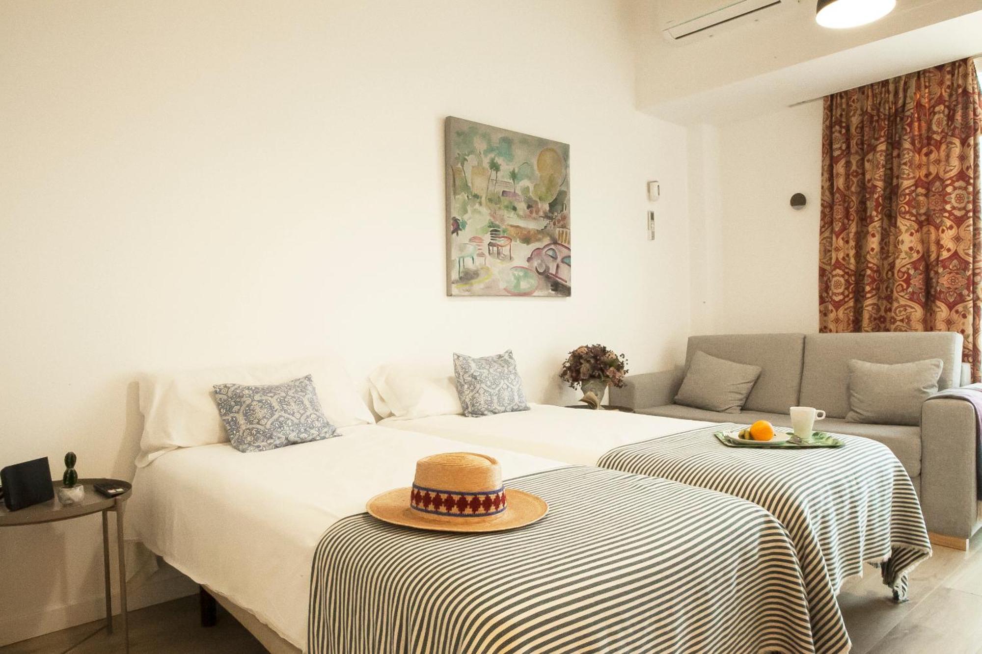 Rg Hospital Valme Apartment