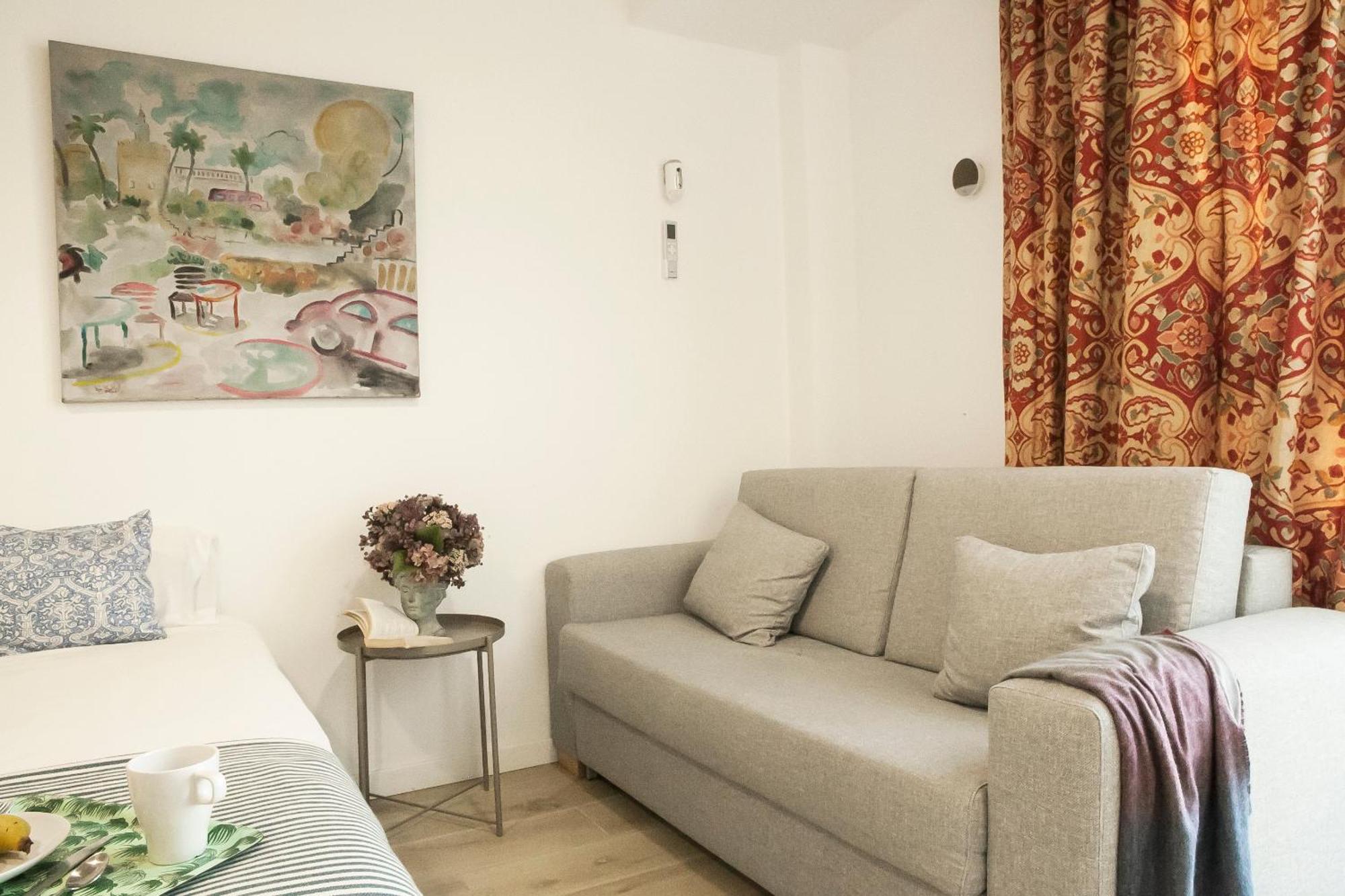 Rg Hospital Valme Apartment