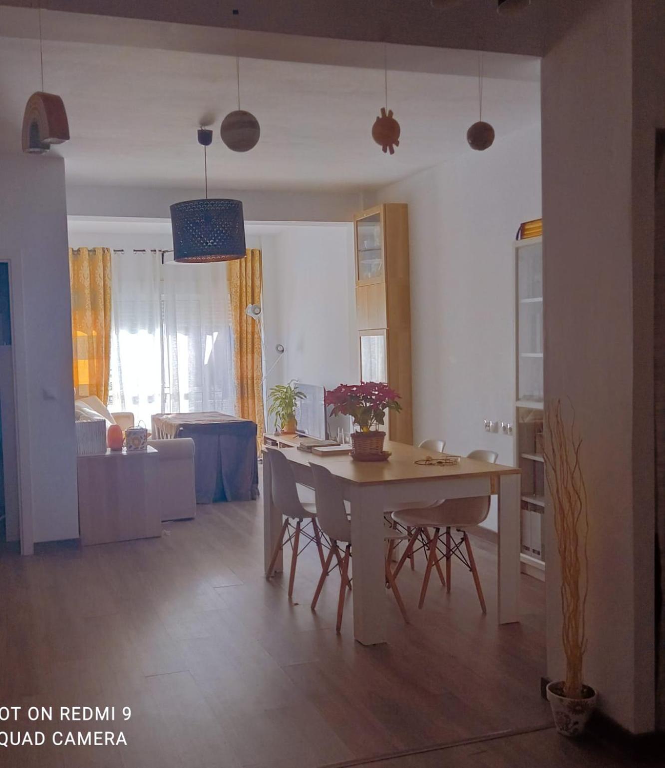 Homestay En Piso Acogedor Y Muy Bien Ubicado Seville