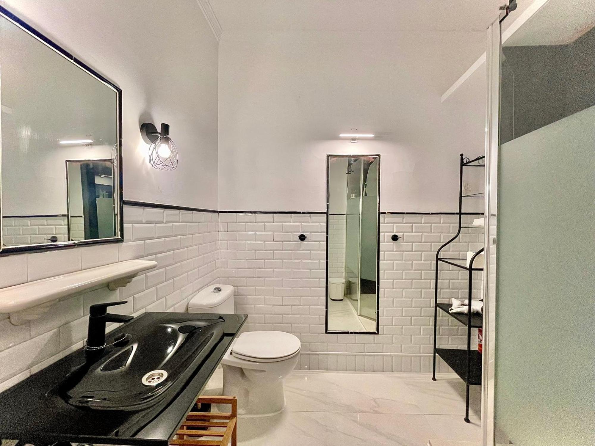 House -rooftop&jacuzzi -stayinseville * Seville