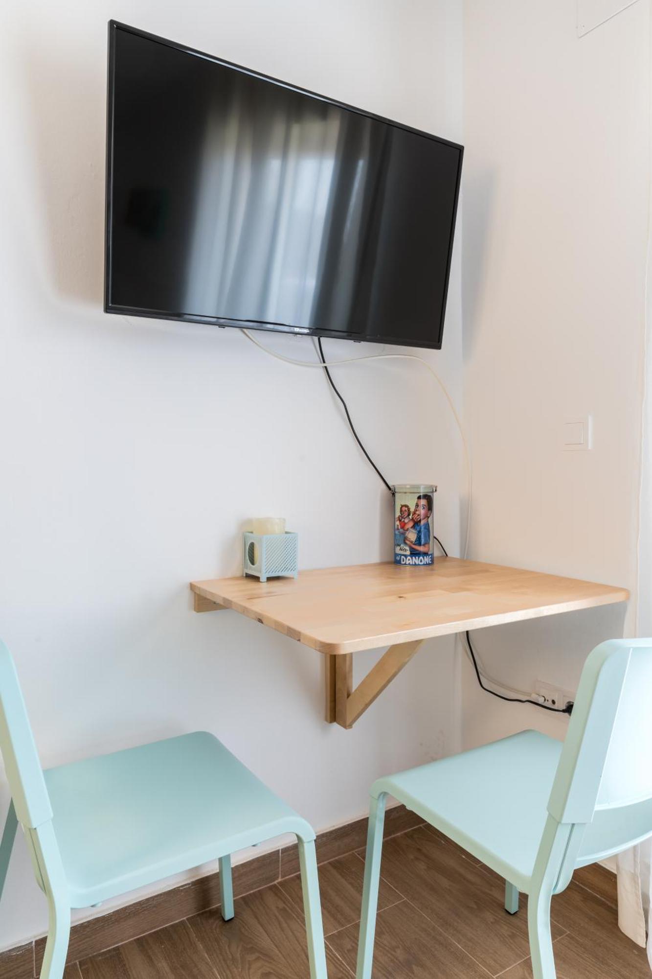 Sunny Study In Triana Apartment *