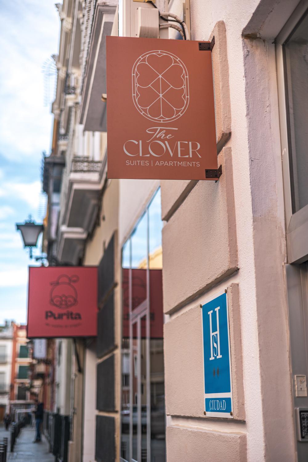 Guest house The Clover Seville