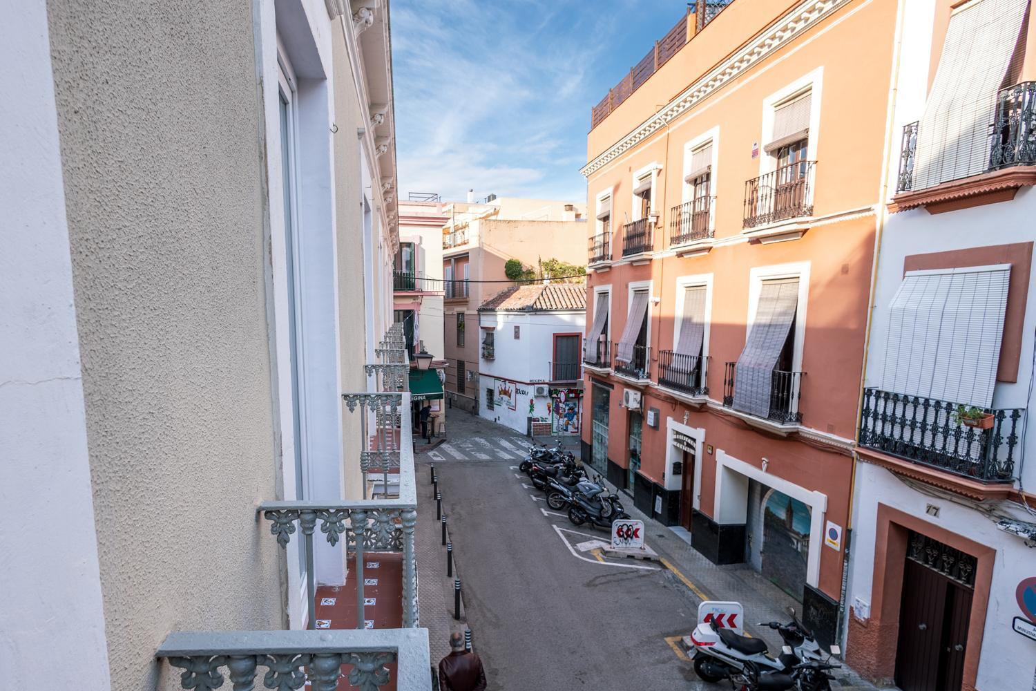 Guest house The Clover Seville