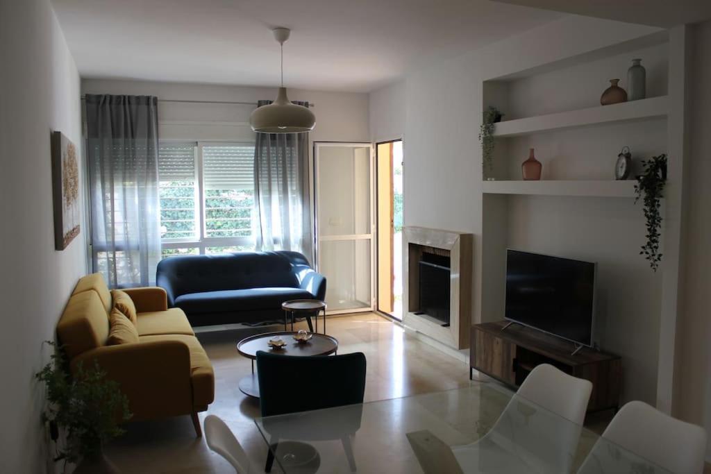 Holiday home Casa Con Piscina A 20min De Seville