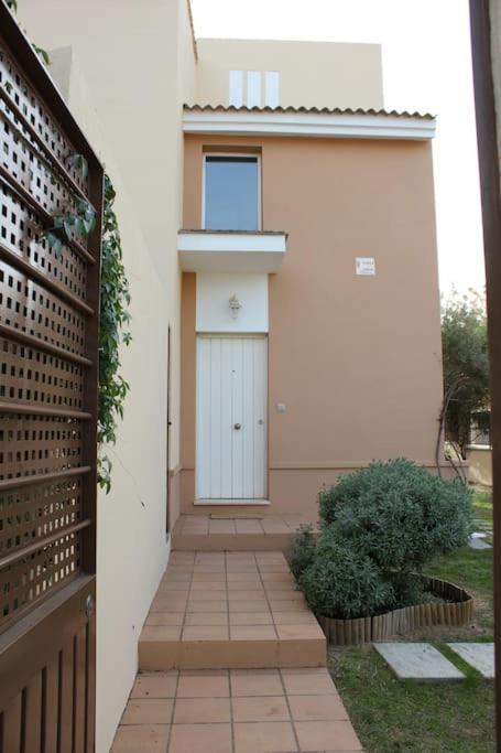 Holiday home Casa Con Piscina A 20min De *