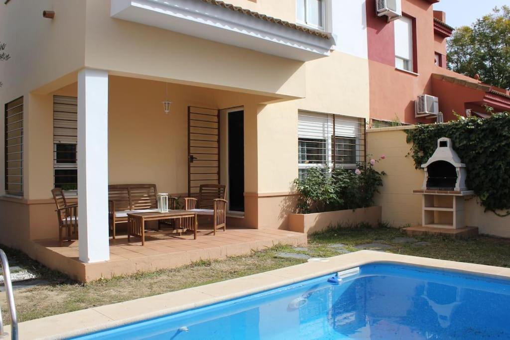 Holiday home Casa Con Piscina A 20min De *
