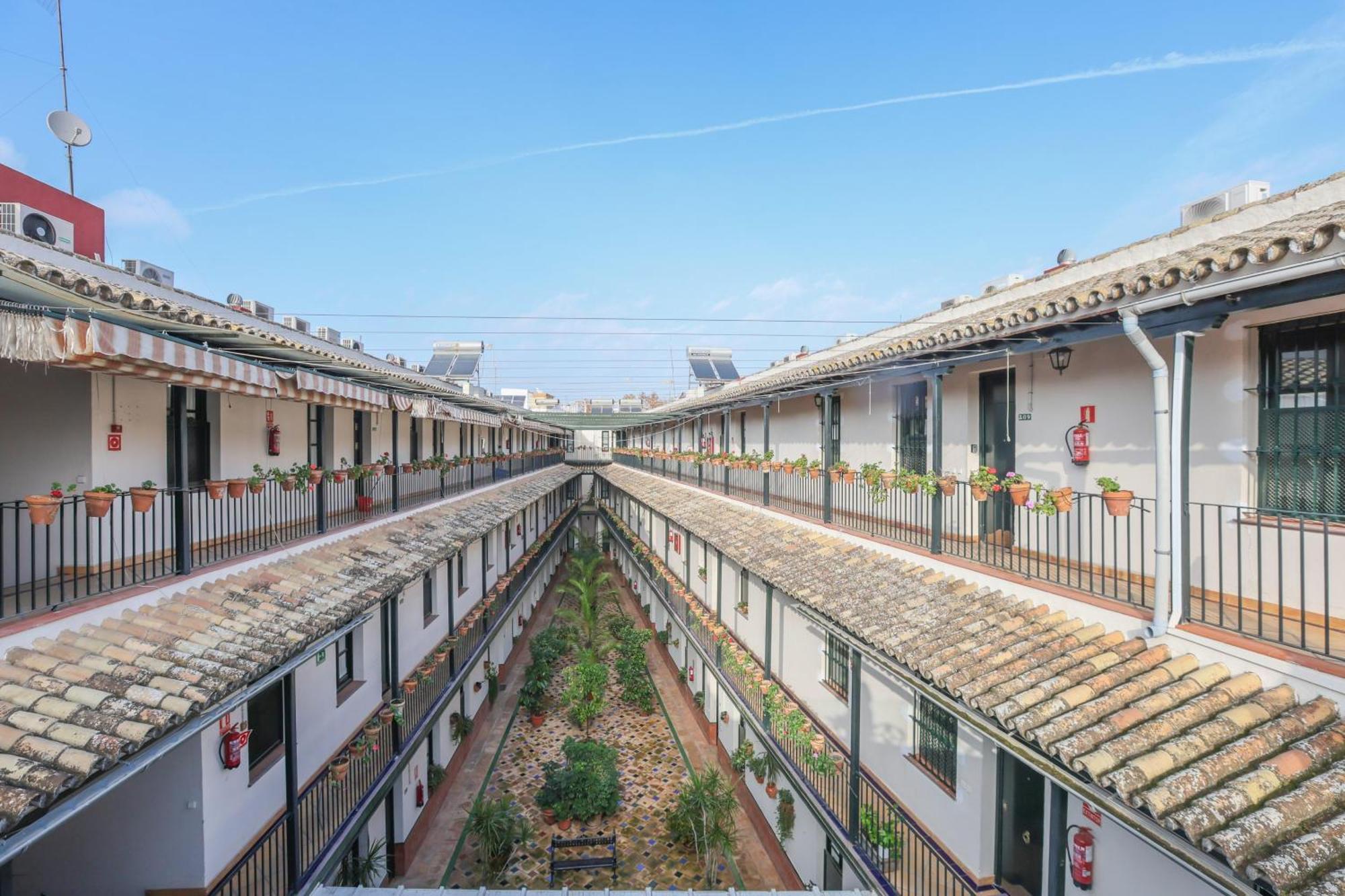 Patio De La Cartuja - 4 Pax Apartment *