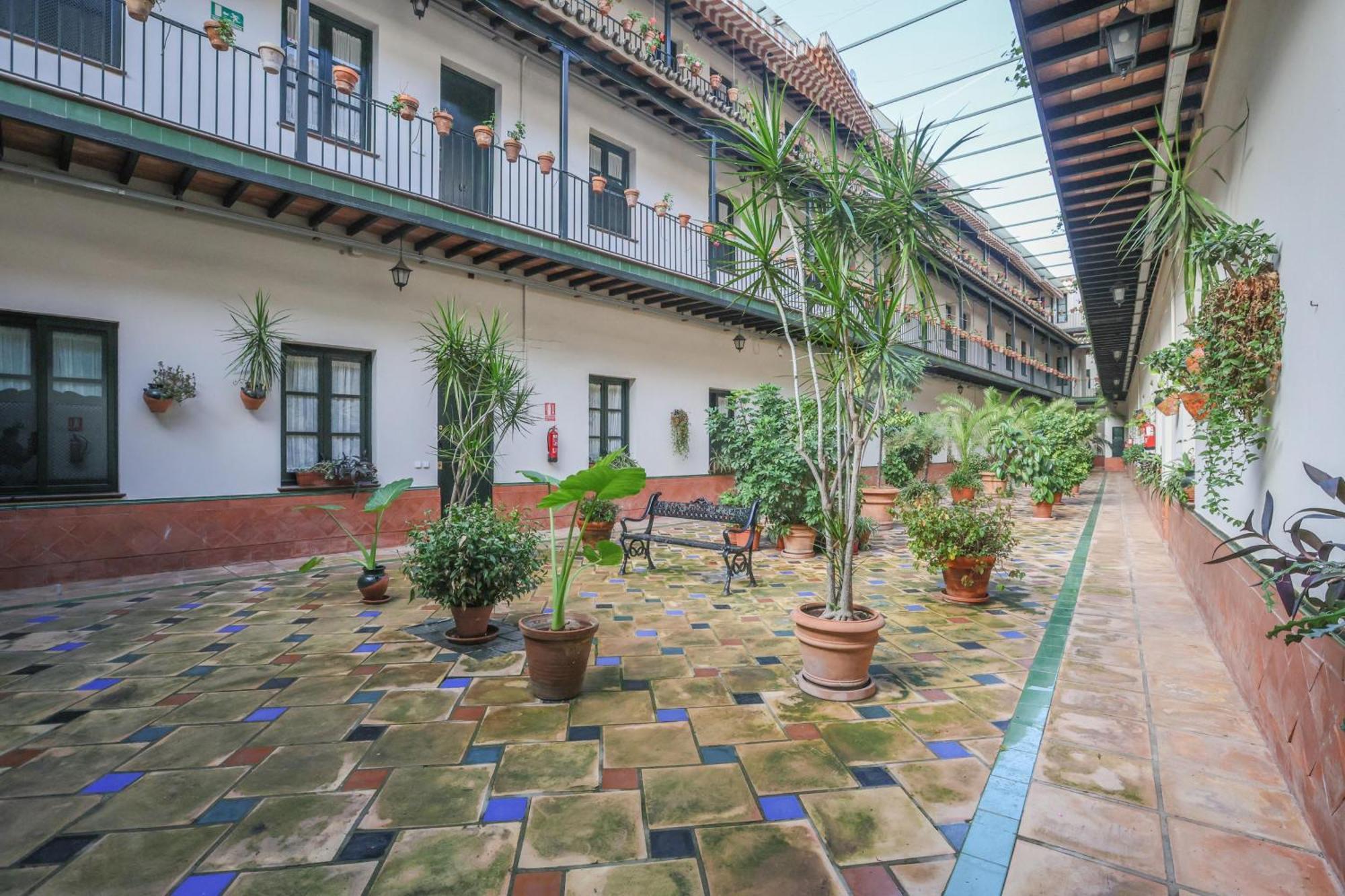 Patio De La Cartuja - 4 Pax Apartment *